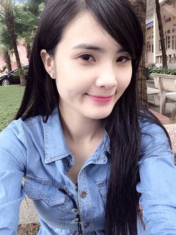 Khánh Chi ngày một xinh đẹp, tỷ lệ thuận với sự nổi tiếng của anh trai