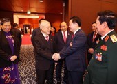 Các đại biểu bước vào phiên trù bị Đại hội XIII