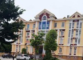 Báo cáo Bộ Công an vụ lãnh đạo huyện đánh bạc trong trụ sở