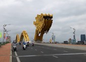 Đường phố Đà Nẵng vắng ngắt, không bóng dáng taxi