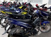 1 thiếu tá cảnh sát giao thông bị quái xế tông gãy chân