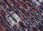 Ông Trump chính thức áp thuế 25% lên 50 tỉ USD hàng Trung Quốc