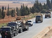 Thổ Nhĩ Kỳ bất ngờ điều quân tới biên giới với Syria