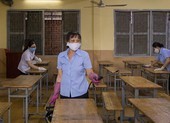 Đưa thí sinh thi THPT ra khỏi vùng dịch