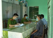 Khởi tố 10 người rủ nhau đi phá rừng ở Huế