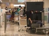 Chuyến bay chở 164 người từ London hạ cánh sân bay Cần Thơ