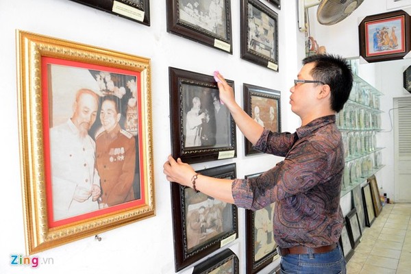 “Tôi biết rất nhiều hình ảnh về Bác nên để lựa chọn được những tấm đẹp nhất, xuất thần nhất phải mất rất nhiều công sức. Mỗi bức tranh sẽ là một điểm nhấn về chặng đường lịch sử của Bác”, anh Quang cho biết thêm.