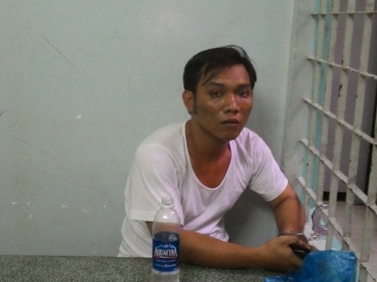 và Tô Anh Tuấn tại công an. và Tô Anh Tuấn tại công an.