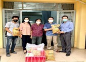 NSƯT Trịnh Kim Chi kêu gọi hỗ trợ nhân viên sân khấu tại TP.HCM