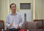 Tạm đình chỉ 7 cán bộ ĐH Ngân hàng sau cái chết của ông Tín