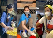 Những hình ảnh đẹp của các hoa hậu, người đẹp trong mùa dịch