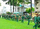 Bộ Tư lệnh TP.HCM xuất quân cùng công an trực chốt, chống dịch