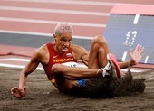 Bước nhảy cuối cùng phá kỷ lục thế giới tồn tại 26 năm