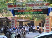 7 học sinh bị đuổi học vì nói xấu giáo viên đi học lại từ mai