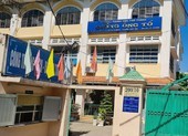Hai nam sinh đặt máy quay lén trong nhà vệ sinh nữ