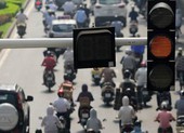 Quy chuẩn mới, khi đèn vàng tài xế cần nhớ