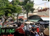 Cháy nhà gần chợ ở Tân Phú, nhiều người náo loạn