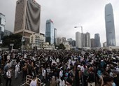 Hội đồng Lập pháp Hong Kong hoãn tranh luận dự luật dẫn độ