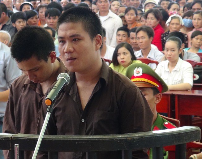 Tử hình kẻ xông vào nhà trọ giết hai người