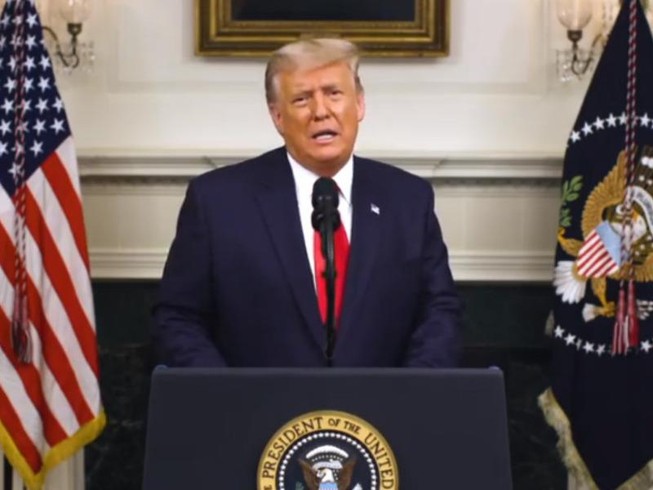 Ông Trump hứa bảo vệ hệ thống bầu cử Mỹ