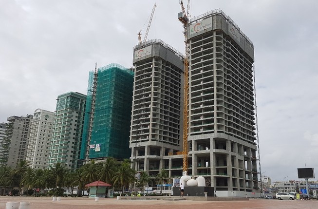 Đà Nẵng: Khó kiểm soát người nước ngoài lưu trú trong condotel