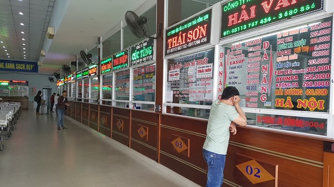 Đà Nẵng: Bến xe giảm khách, ga tàu cháy vé