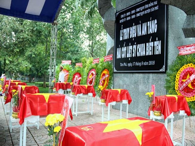 Đồng Nai truy điệu, an táng 9 hài cốt liệt sĩ
