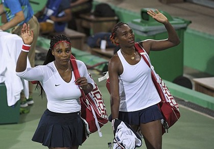 Chị em nhà Williams bị loại 'sốc' ngay vòng đầu tại Olympic