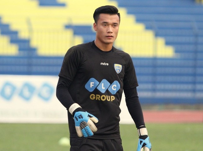 Bùi Tiến Dũng trở lại để “đòi nợ” Bali Utd