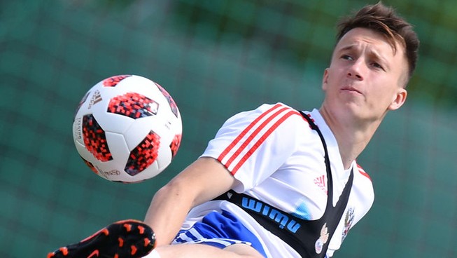 Golovin sau Tây Ban Nha là…Chelsea