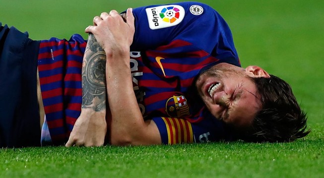 Ngày vui của Ronaldo, ngày buồn của Messi