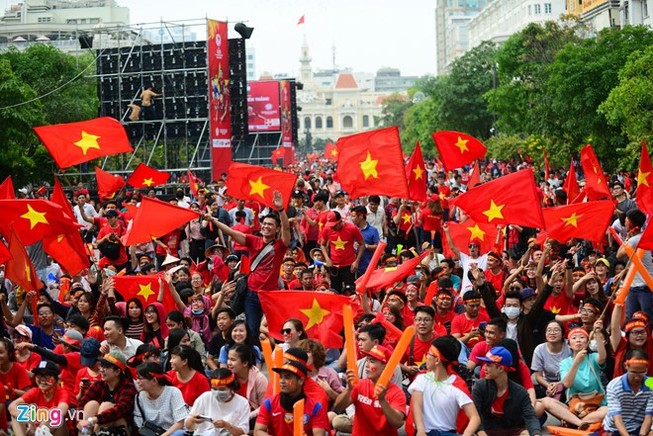 Nhiều địa điểm cho fan bóng đá xem trận Việt Nam-Nhật Bản