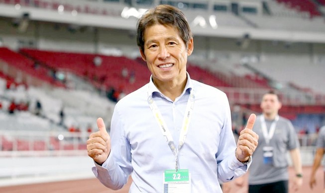 ‘Vỡ tung’ áp lực, HLV Nishino nói gì?