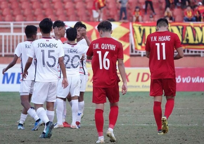U-20 Campuchia quyết đá cho 'ra ngô, ra khoai'