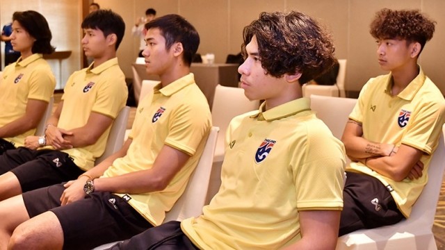 Ngày đầu tập trung của U-23 Thái Lan sau thất bại ở SEA Games