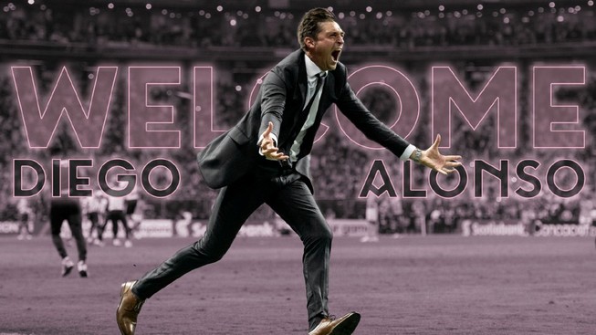 Vì sao ông bầu Beckham mời Alonso làm HLV trưởng?