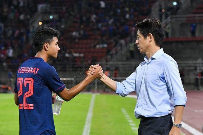 HLV Nishino gọi sao 17 tuổi truyền cảm hứng U-23 Thái Lan