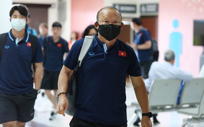 U-23 Việt Nam đổ bộ xuống Buriram