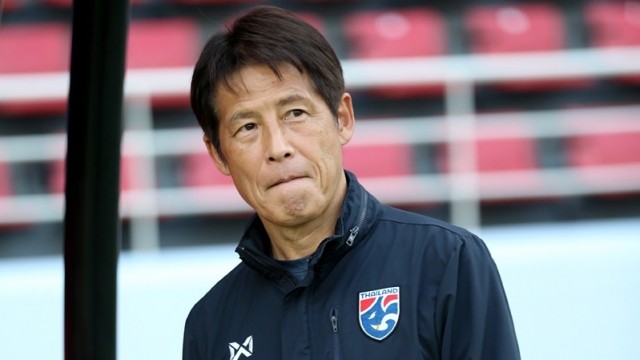 HLV Nishino nói gì khi Thái Lan bị loại ở tứ kết?
