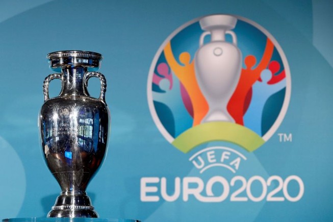 Euro 2020 không dời nữa, khán giả được vào sân