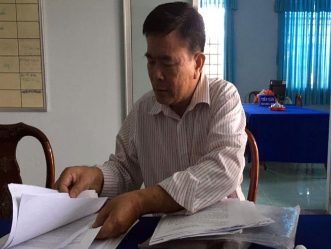 Nguyên phó chánh thanh tra rút đơn kiện chủ tịch tỉnh