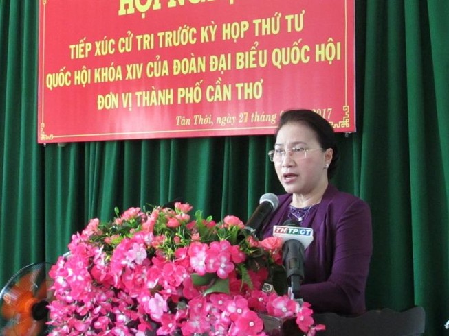 Chủ tịch QH nói về việc 'cách hết chức vụ khi nghỉ hưu'