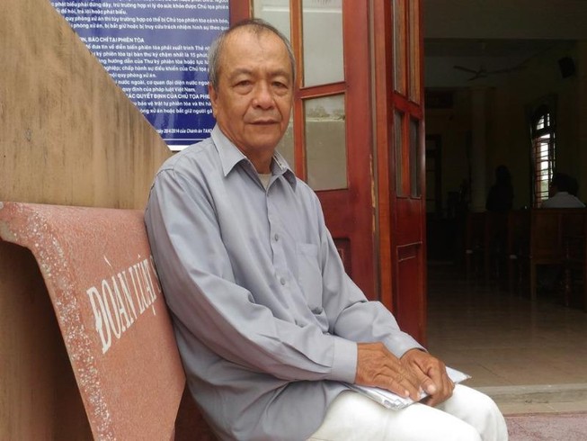 UBND huyện thua kiện vì không áp dụng Luật Đất đai 2013