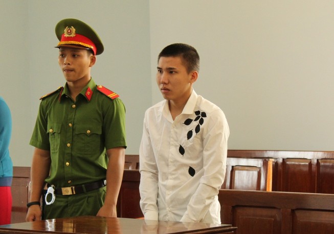 Tin người yêu nhí, thanh niên lãnh 14 năm tù