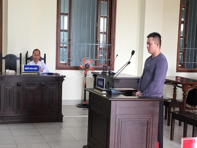 Người cầm dao, người thách thức và vụ án giết người