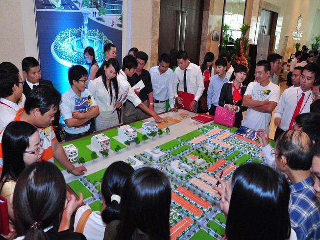 Thị trường bất động sản 2017: Niềm tin bị lung lay?