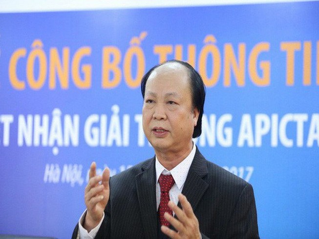 'Thuyền trưởng' LienVietPostBank đột ngột từ nhiệm