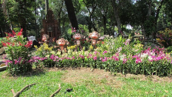 Rộn ràng khai mạc Hội hoa xuân Tết Bính Thân