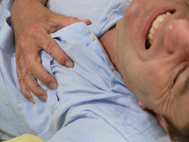 Phân biệt giữa đột quỵ và cảm mạo