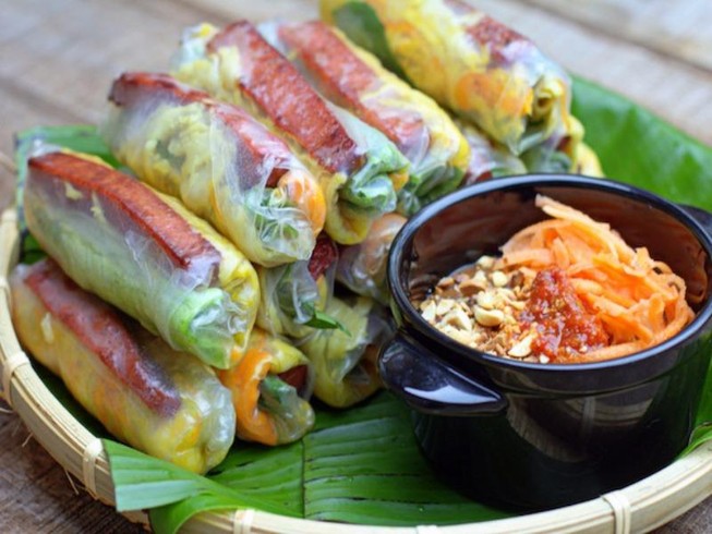 9 món ăn vặt ngon 'không kiểm soát' ở Sài Gòn